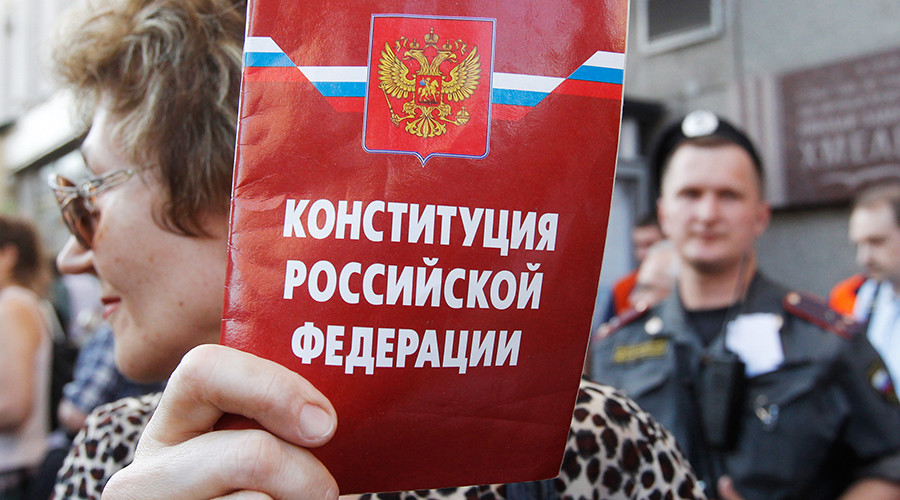 Top senator says Russia should have own oath of citizenship
