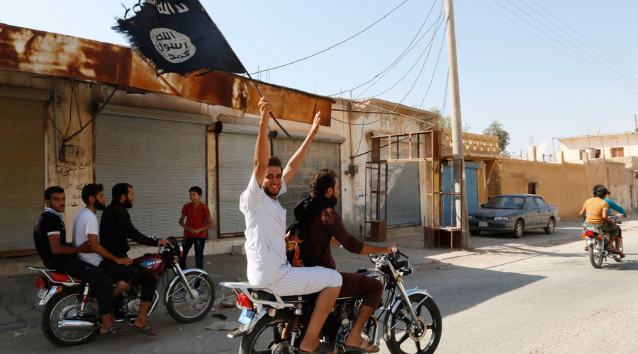 #SueMeSaudi: Twitter responds to Saudi Arabia threats over ISIS comparison