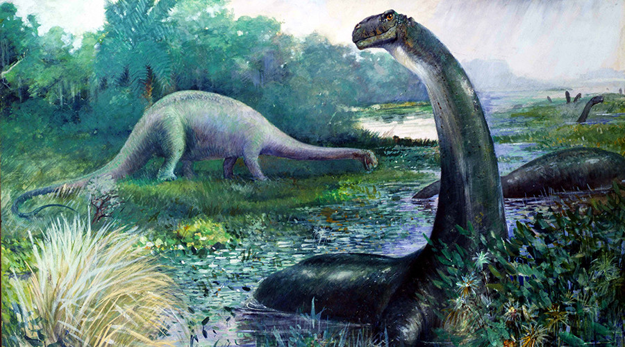 Giant footprints lead scientists to Scotland’s biggest dinosaur site