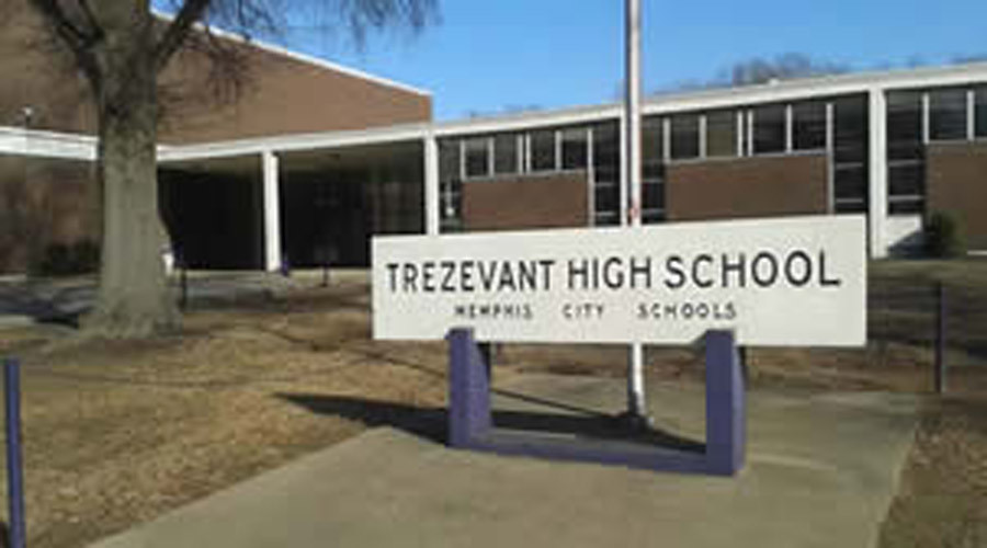 Memphis high school on lockdown after student reported to bring gun to campus