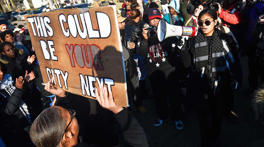8 arrested as #Justice4Jamar encampment bulldozed in Minneapolis