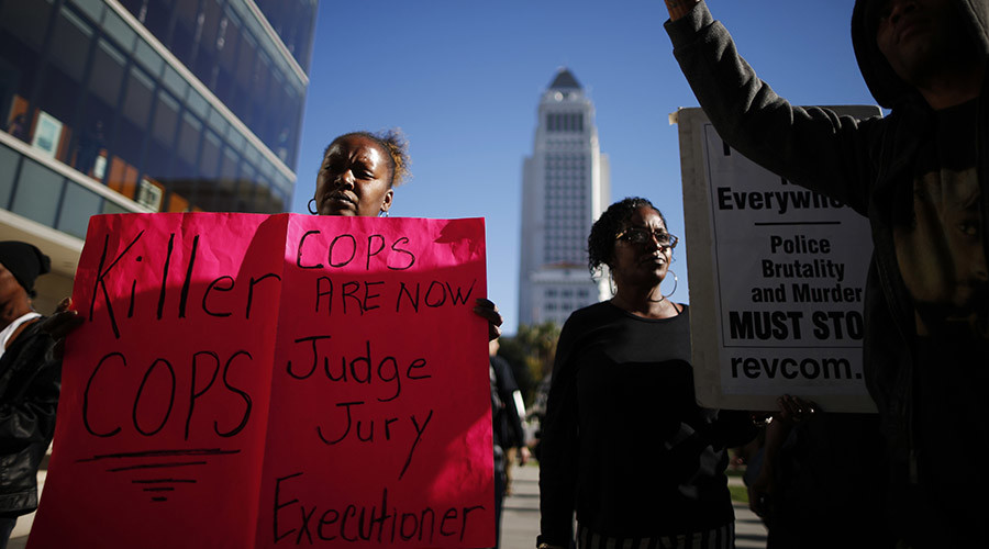 ‘Police integrity lost’: Number of cops charged with murder or manslaughter triples in 2015