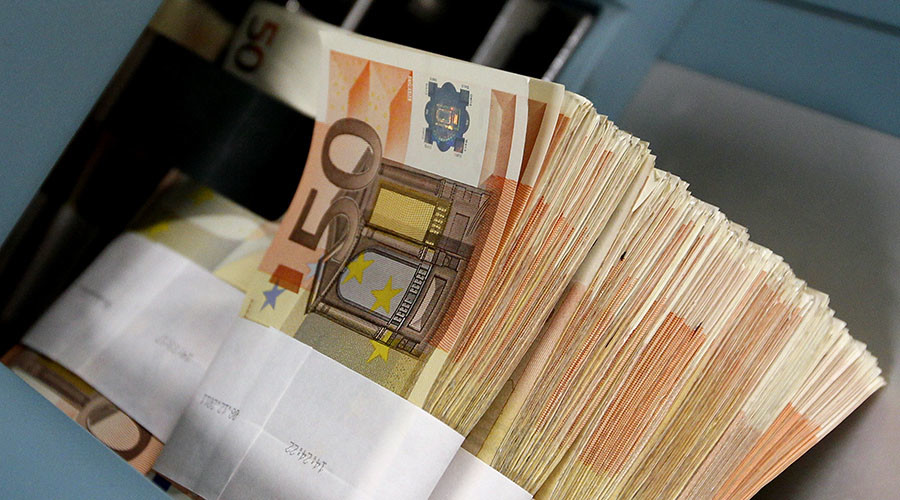 Finns could receive €800 as basic monthly income