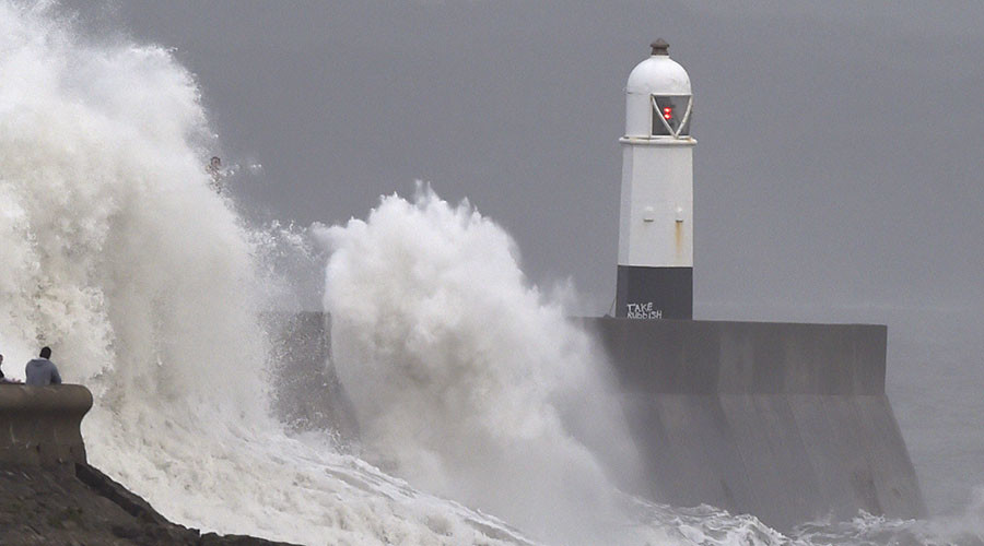 ‘Tory cuts have weakened our response to Storm Desmond’ – firefighters’ union