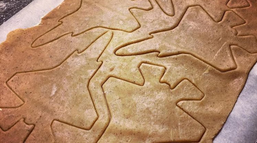 Norwegian government apologizes for making gingerbread fighter jets