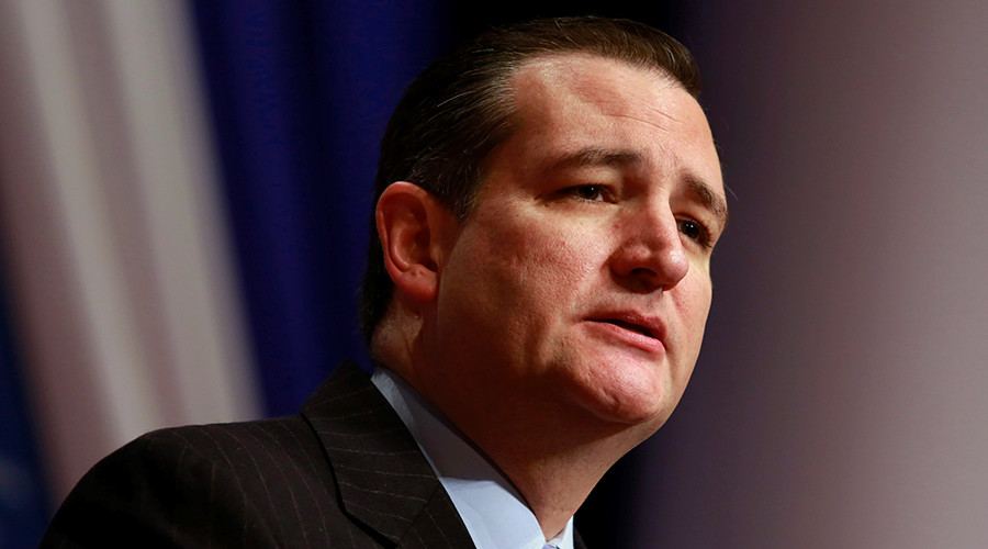 Cruz campaign creeps on Facebook user data in search of advantages