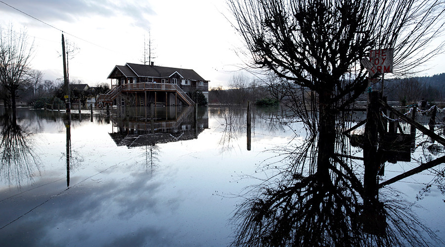 Oregon declares state of emergency in 13 counties due to winter storms