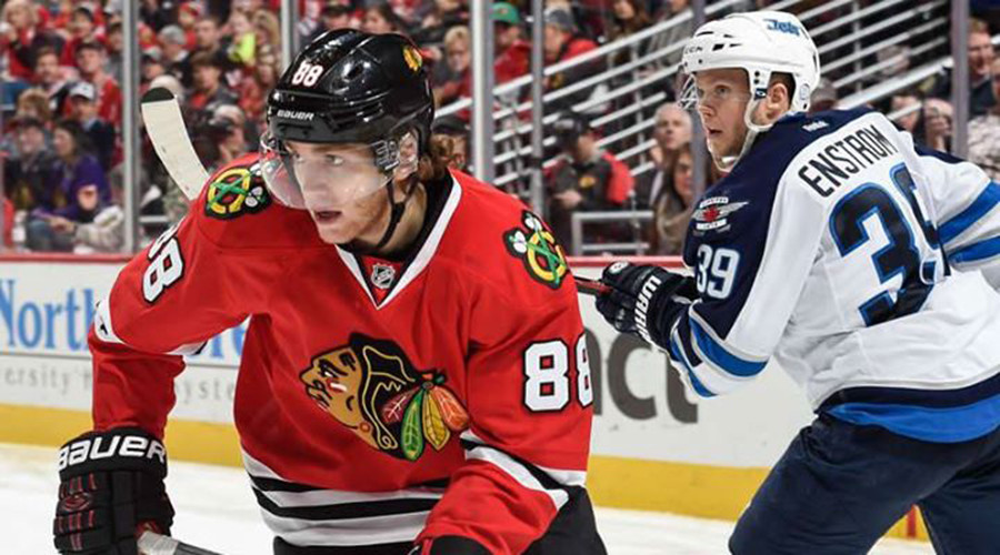 Blackhawks’ Kane sizzles on ice to keep record point streak alive