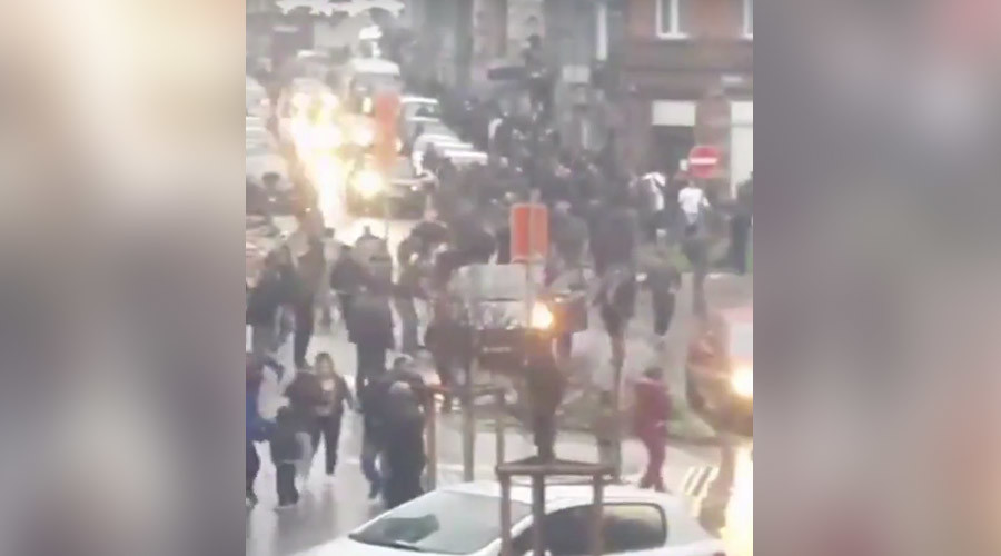 Blast destroys front of building in Belgian town