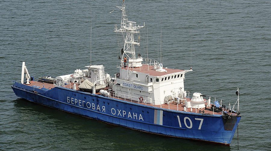 Russian Navy chases off Turkish vessel impeding drill platform transit in Black Sea