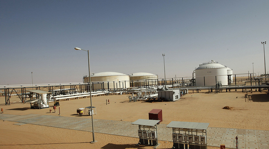 ISIS a step away from Libya oil wells, plans to seize them – French DM