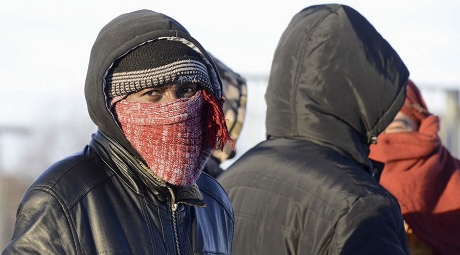 ISIS flags & photos of severed heads found amongst refugees in Norway
