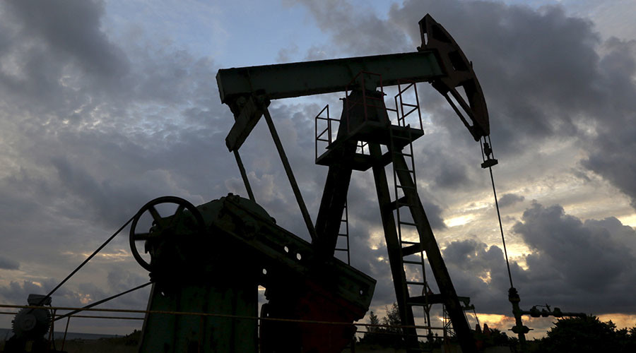 Saudi Arabia ‘playing very risky game’ with its oil policy