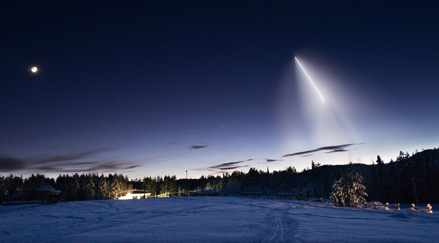 Meteor-like Soyuz rocket lights up sky over Siberia (PHOTOS, VIDEOS)
