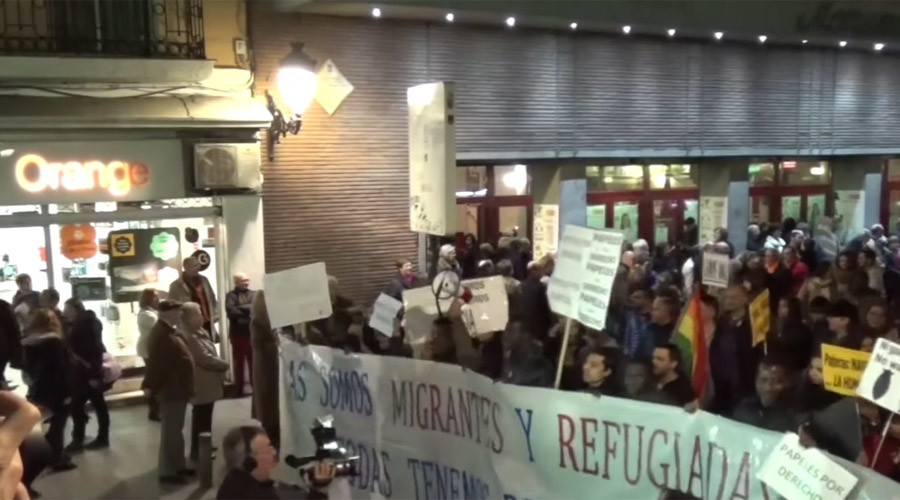 Hundreds join refugee solidarity rally in Madrid, slamming NATO invasions (VIDEO)