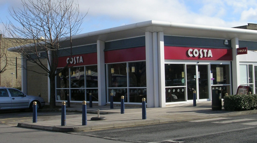 1 dead after car smashes into Kent coffee shop