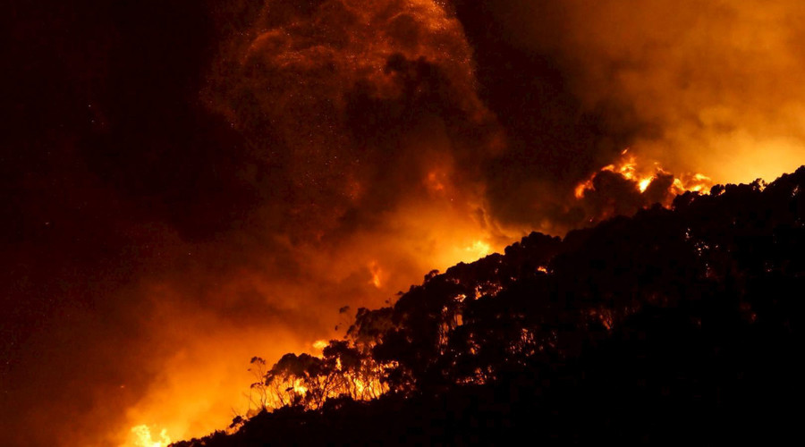 Massive Bushfires Rage In Australia’s State Of Victoria On Christmas ...