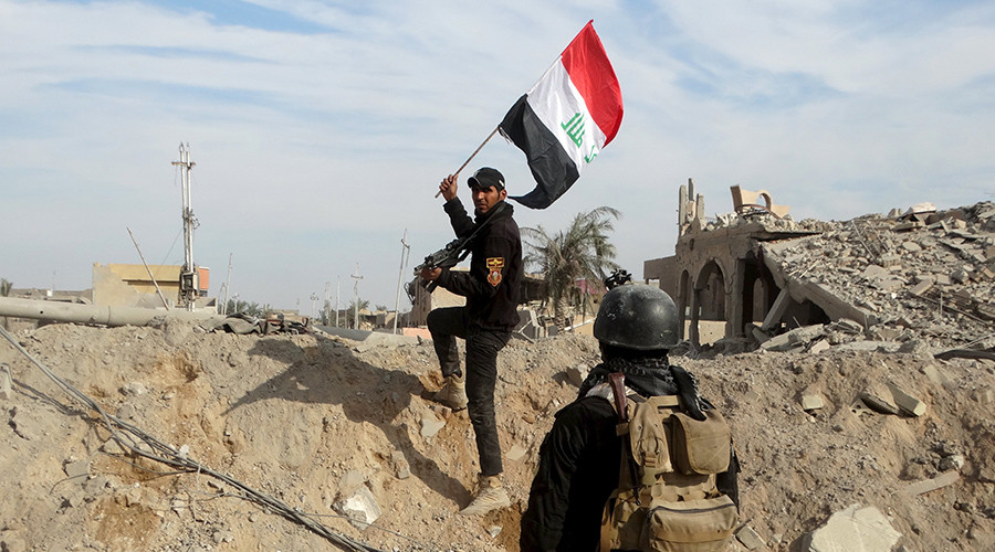 Iraqi forces raise flag over ex-ISIS stronghold Ramadi in 1st major victory