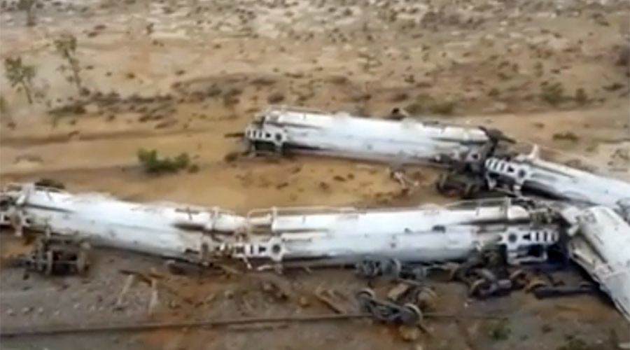 Over 30,000 liters of sulfuric acid leaked in Australian train crash, cargo totaled 819,000 liters