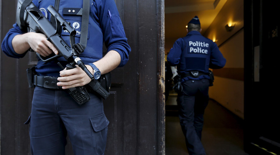 Belgian soldiers 'had orgy' with female cops during Brussels lockdown, paper claims