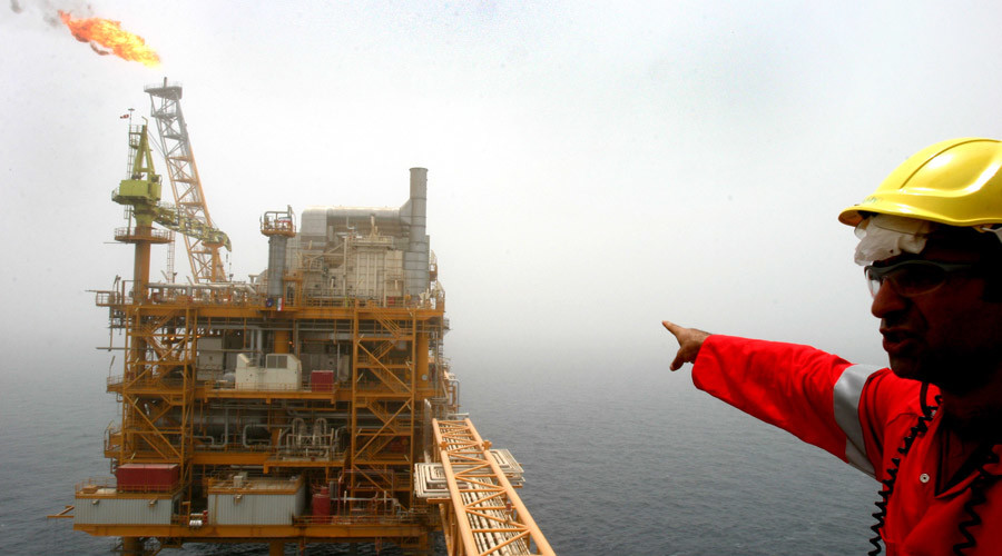 Russia to build oil rigs for Iran in Persian Gulf