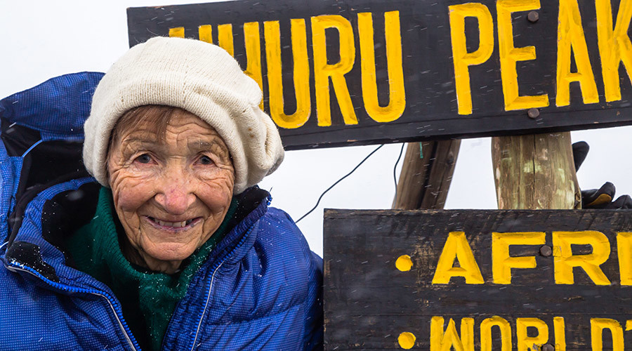 86yo woman conquers Kilimanjaro, dances up the mountain (PHOTOS, VIDEO)