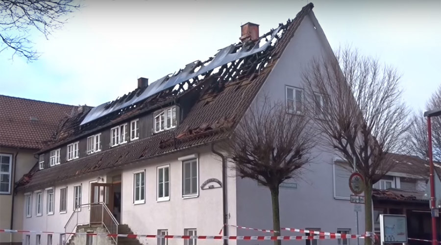 Fire damages young people’s refugee shelter in Germany on New Year’s Day (VIDEO)