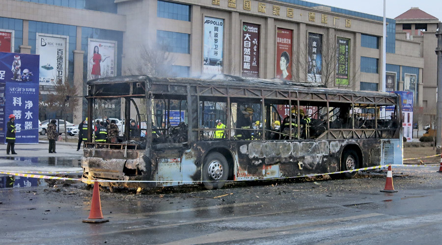 At least 17 killed, dozens injured in bus fire in northern China (PHOTOS, VIDEO)