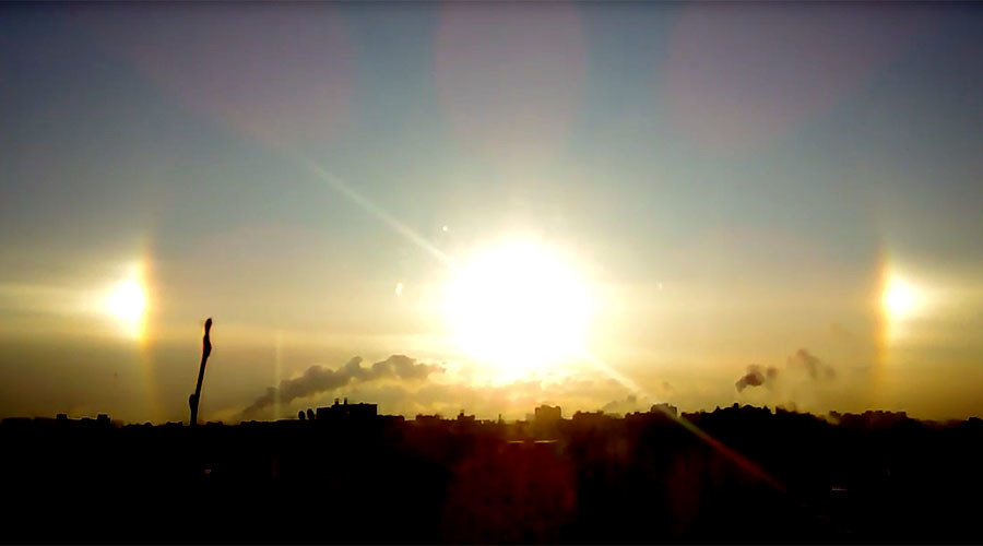 3 suns in St Petersburg, Russia, thanks to frost (VIDEO)