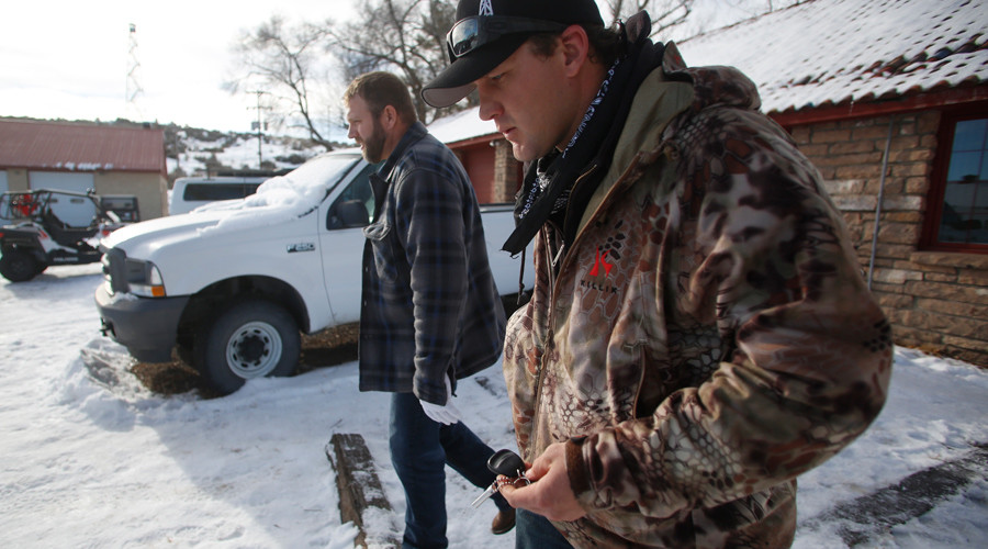 Whose land is it, anyway? Critics, supporters of armed Oregon occupiers agree protest must end