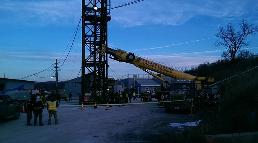10 hours at 900 feet under: NY salt miners rescued