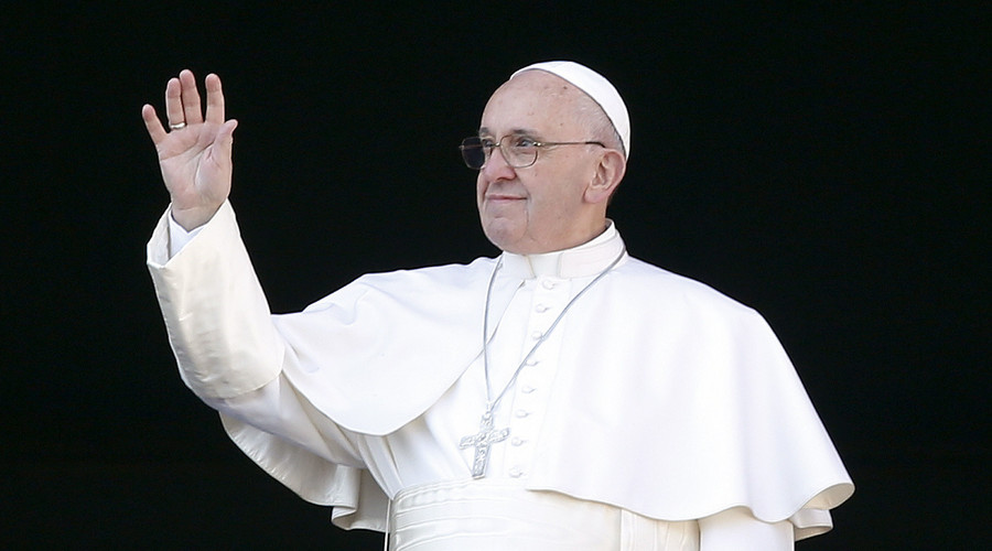Pope Francis compares church to 'field hospital,' talks prison & homosexuals in newest book
