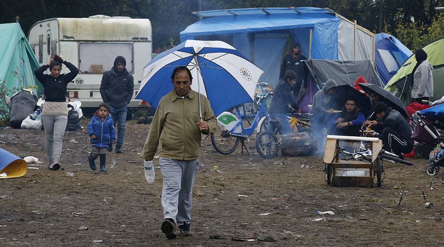 Ex-soldier will plead guilty to attempting to smuggle Afghan child into Britain