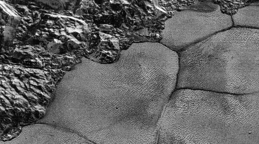 Pluto space slugs? High-res NASA mosaic shows ‘lava lamp’ surface of dwarf planet