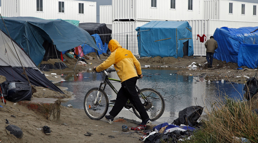 Clearing the Jungle? Refugees vow to fight camp evictions by French police