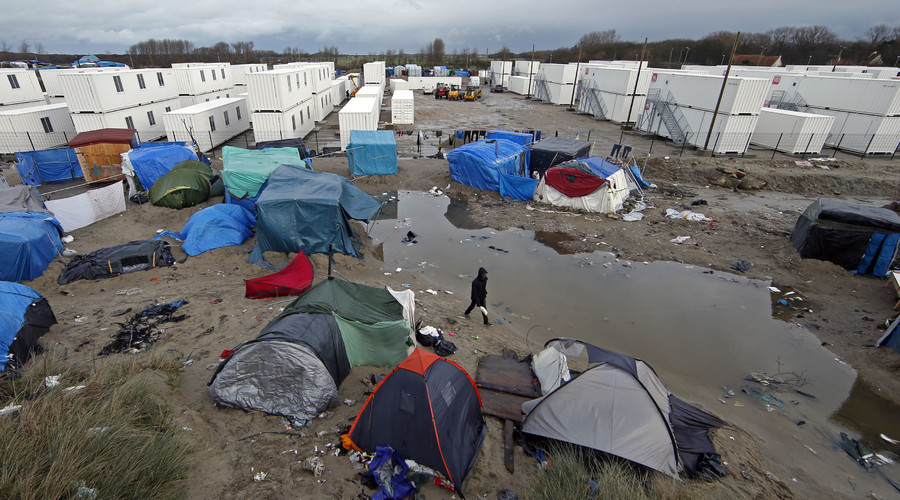 ‘Fence is not enough - UK borders not properly protected’