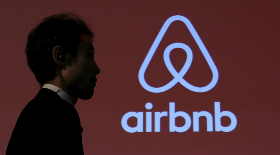 Airbnb accused of breaking UK laws by hotel lobbyists