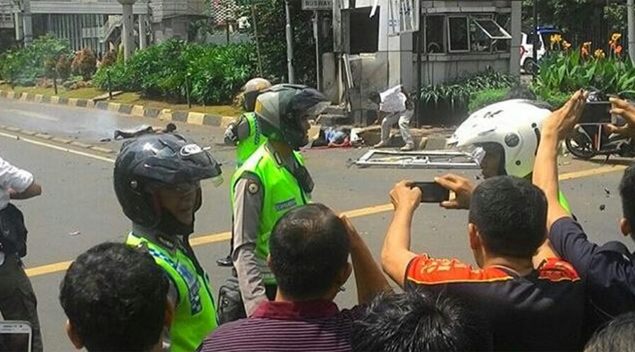 At least 7 dead as Jakarta rocked by multiple explosions, gunfire in ISIS-related attacks
