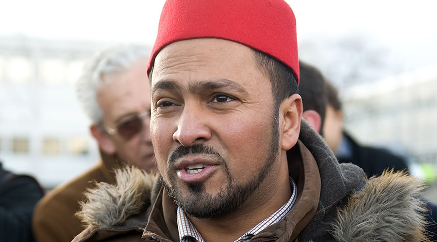‘Flying While Muslim’: Imam barred from US launches site documenting travel bans