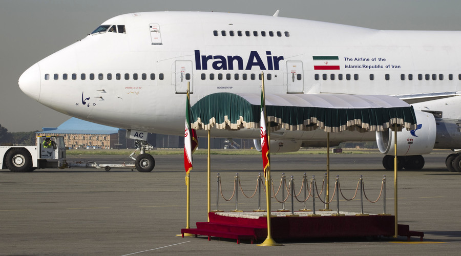 Obama lifts ban on selling passenger planes to Iran