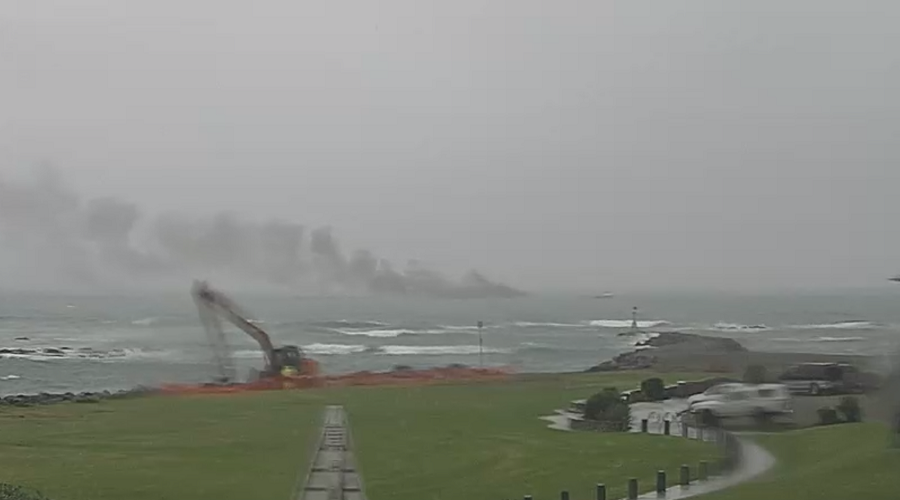 Fire engulfs passenger ship 1km off NZ coast, dozens ‘jump into water’