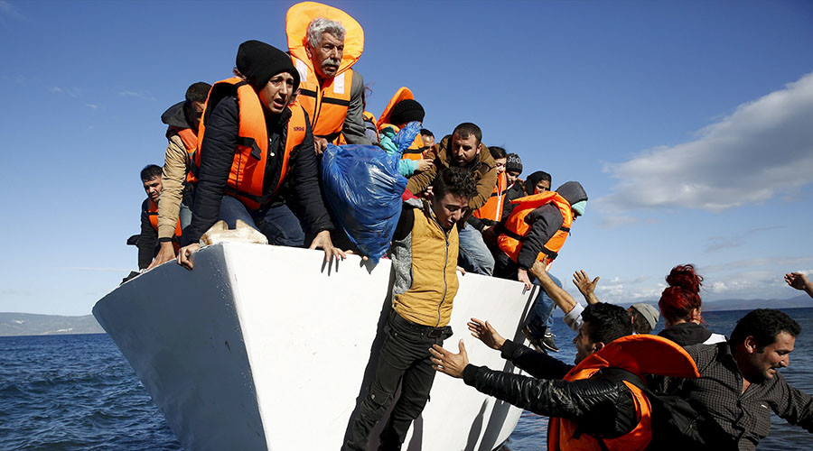 ‘Champions League criminals’: Human smugglers grab $6bn in 2015