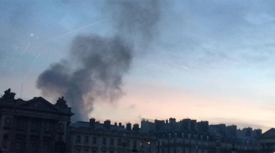 'Huge' fire at historic Ritz Hotel in Paris