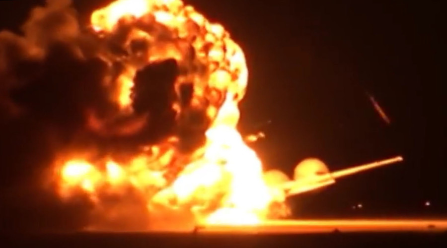 Russian Tu-95 'Bear' strategic bomber explodes on runway (VIDEO)