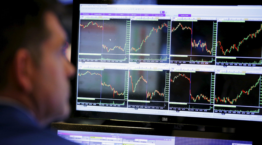 Dow falls to new low as oil plunges to $27 a barrel