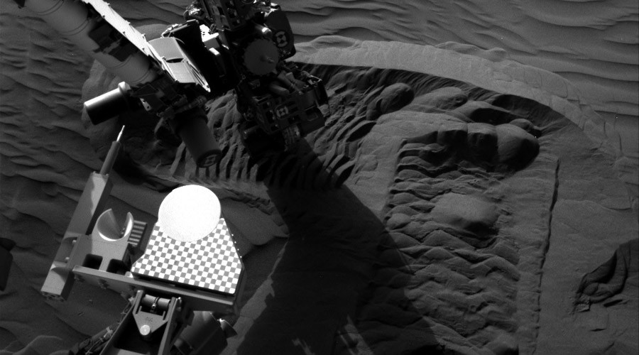 Mars soil exposed in great detail in new Curiosity rover close-ups (PHOTOS)