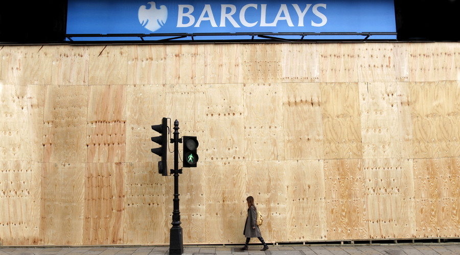 Barclays to close banking unit in Russia