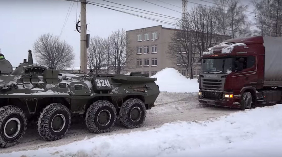 Snow job: Russian army tows 18-wheeler stuck in blizzard