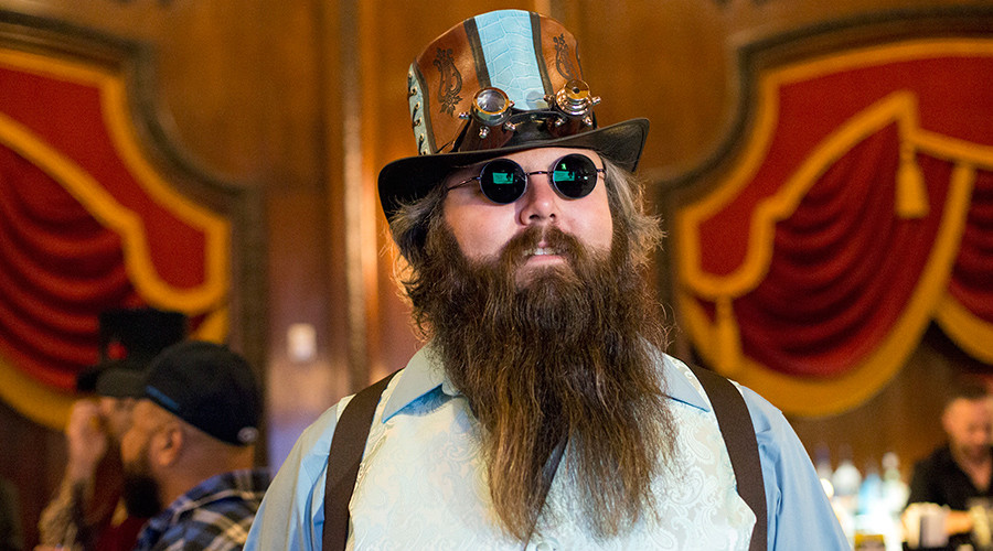 Beards host less antibiotic-resistant bacteria than shaven face – study