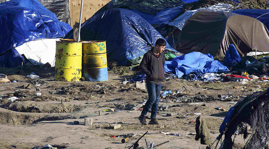 4 Calais refugees hoping to enter Britain set to make case for asylum